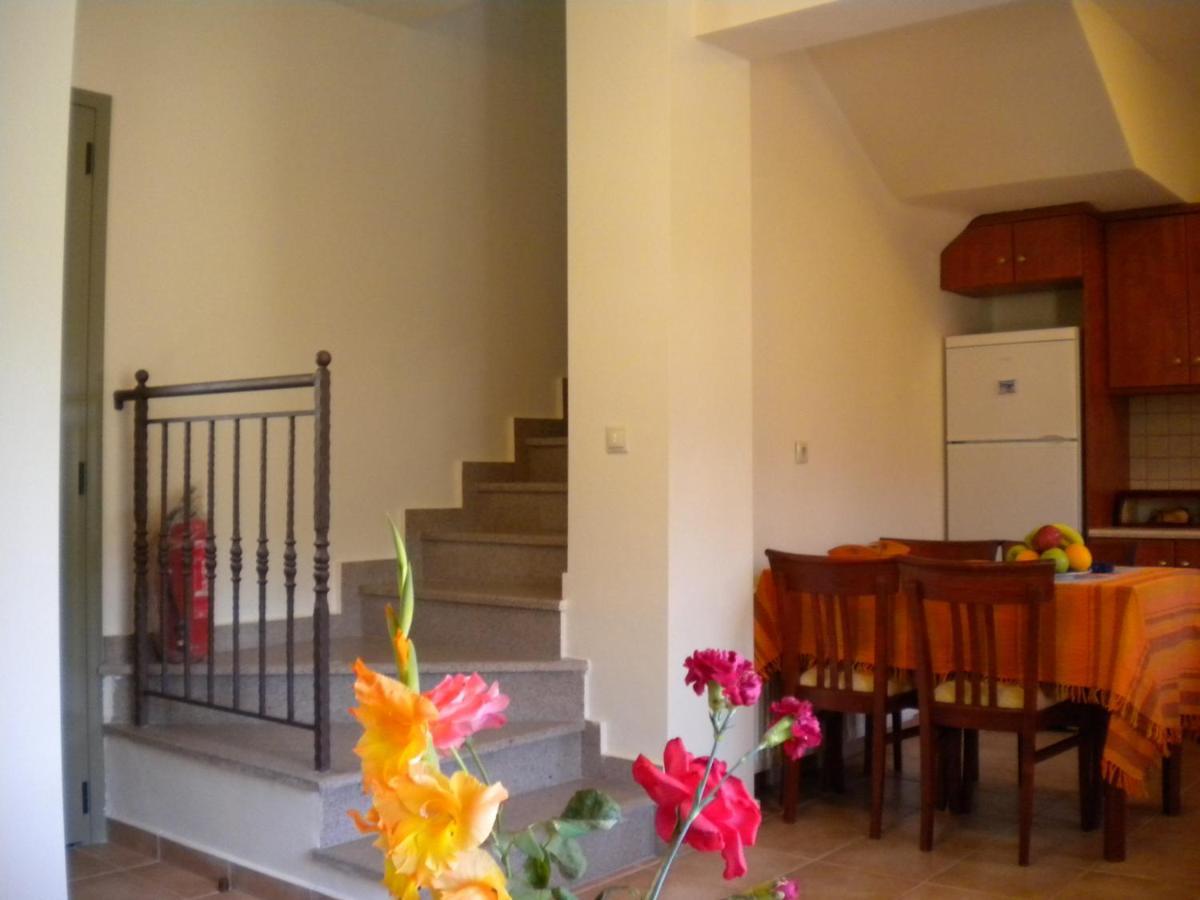 Garden Villas أيّا إفيميا المظهر الخارجي الصورة